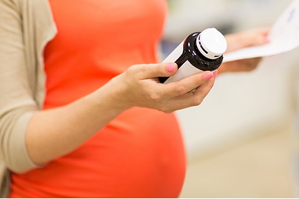مصرف انواع مولتی ویتامین ها در بارداری 